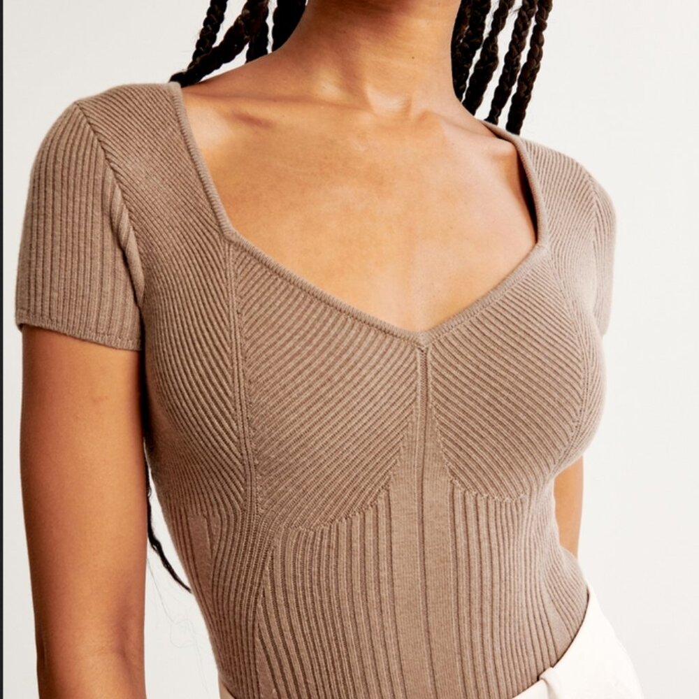 abercrombie sweetheart sweater bodysuit xs